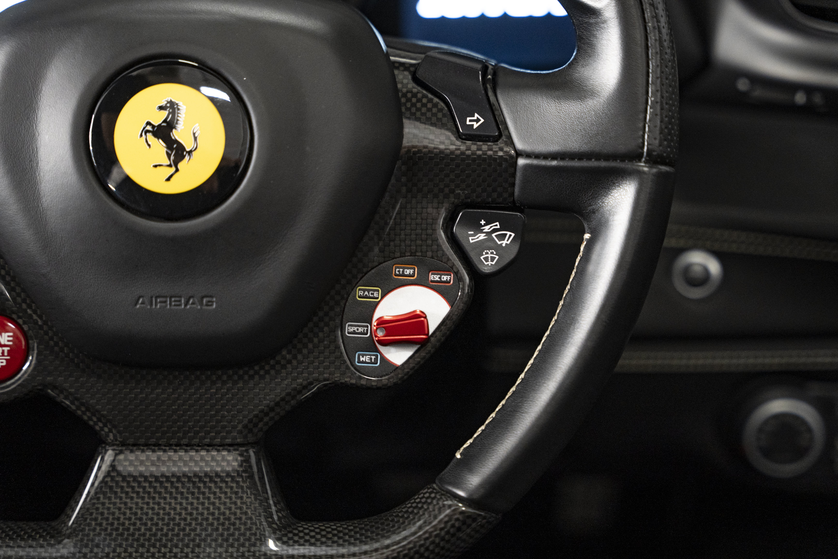Used 2019 Ferrari 488 Spider RWD image 36