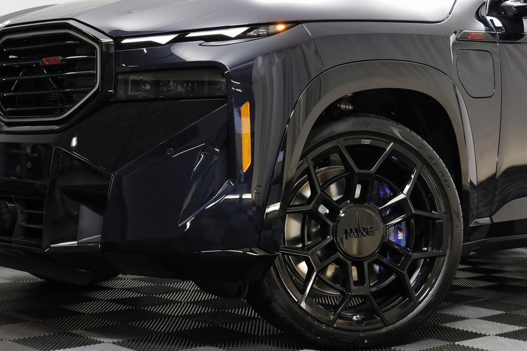 New 2026 BMW XM Label Red image 3