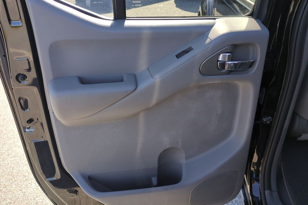 Used 2019 Nissan Frontier SV w/ Value Truck Package RWD image 27
