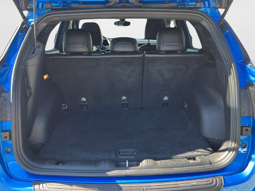 Used 2023 Jeep Compass Trailhawk w/ Trailhawk Elite Group AWD/4WD image 9