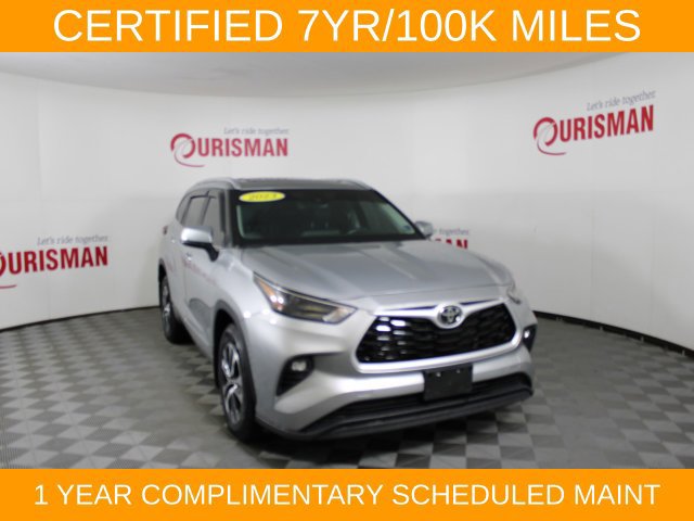 Used 2023 Toyota Highlander XLE AWD/4WD image 13