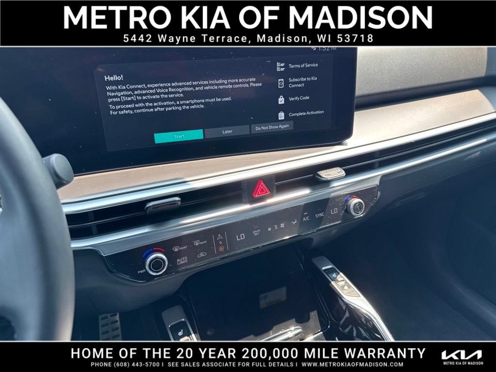 Used 2025 Kia Sorento SX Prestige AWD/4WD image 24