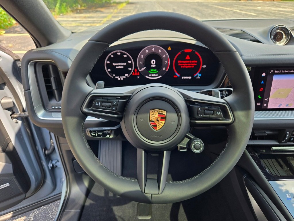 New 2025 Porsche Cayenne S image 30