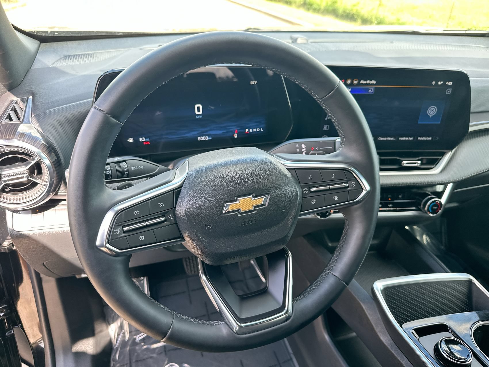 Used 2026 Chevrolet Equinox LT FWD image 14