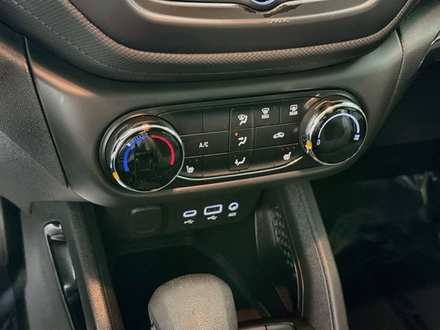 Used 2023 Chevrolet TrailBlazer LT FWD image 15