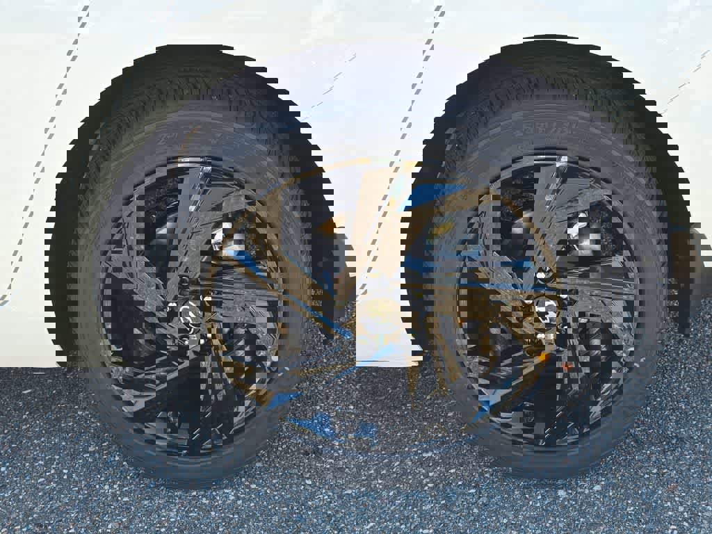 New 2026 Hyundai Elantra Sport image 14