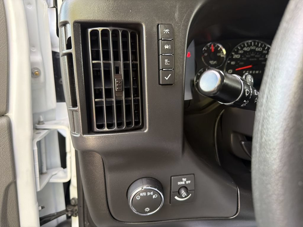 Certified 2025 GMC Savana 2500 w/ Driver Convenience Package RWD image 17