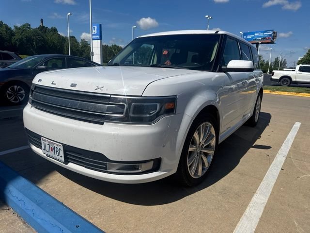 Used 2019 Ford Flex Limited w/ Equipment Group 303A AWD/4WD image 2