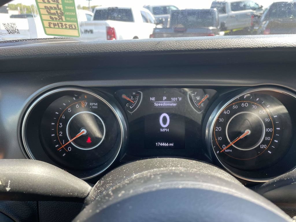 Used 2023 Jeep Gladiator Sport AWD/4WD image 30