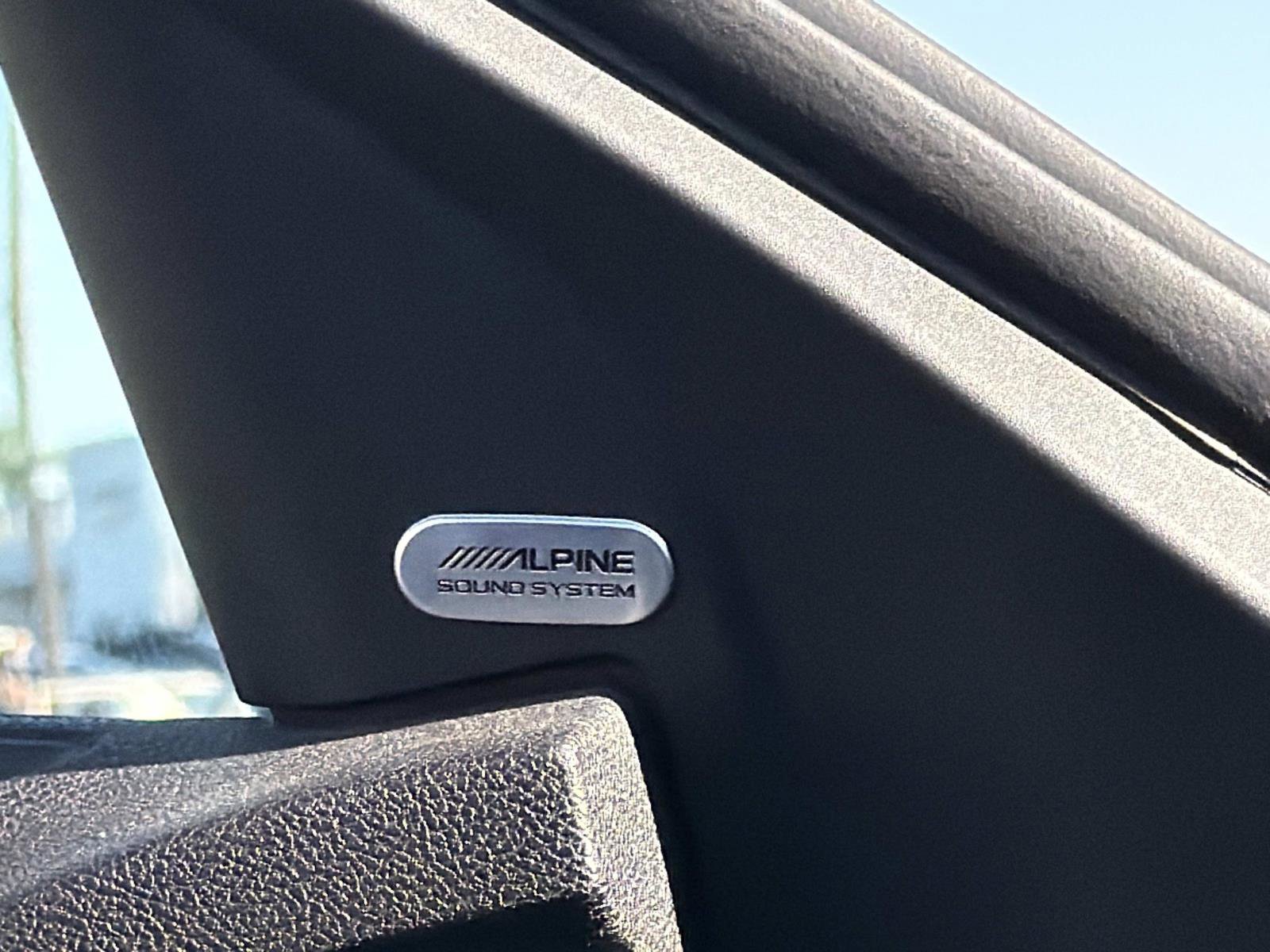 Used 2023 Chrysler 300 S image 18