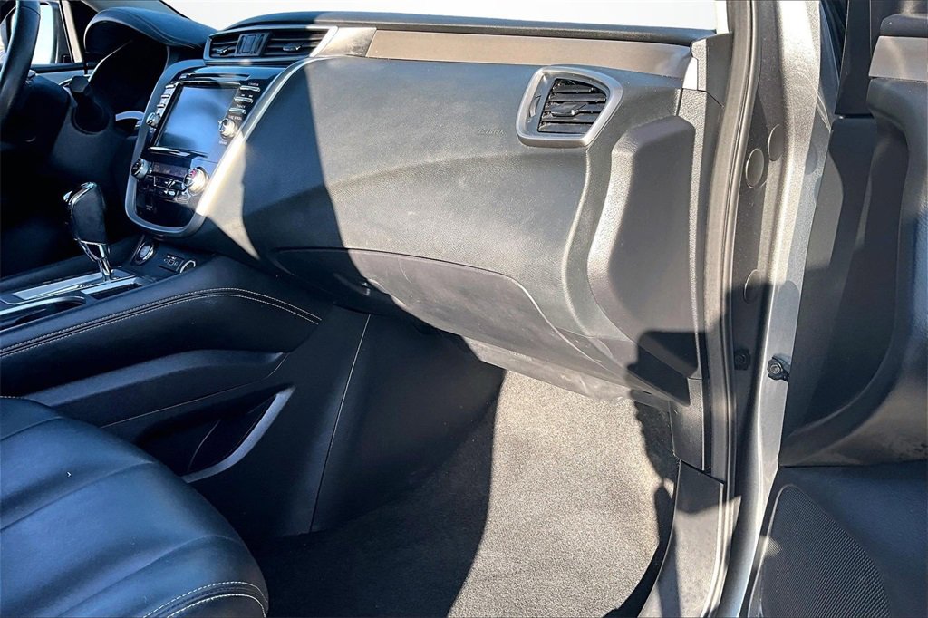 Used 2022 Nissan Murano SV image 25