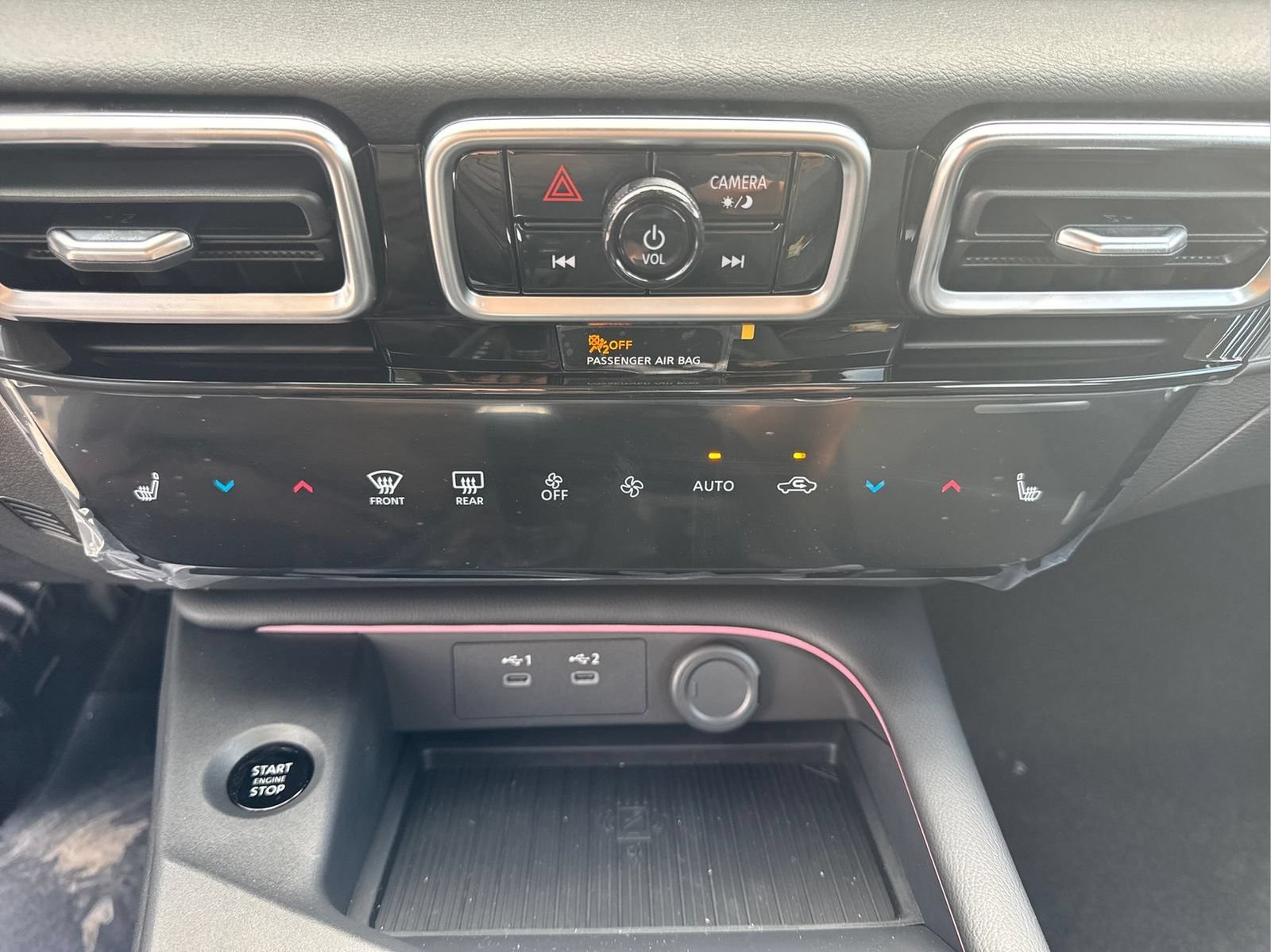 New 2026 Nissan Sentra SR w/ SR Premium Package FWD image 27