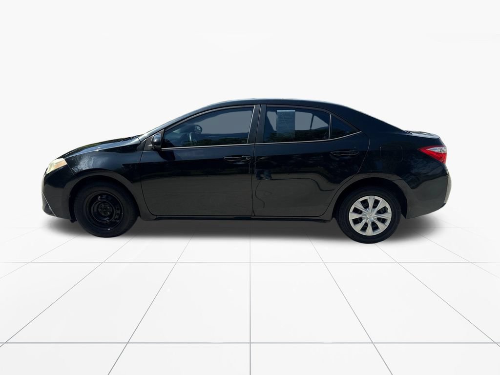 Used 2015 Toyota Corolla L FWD image 4