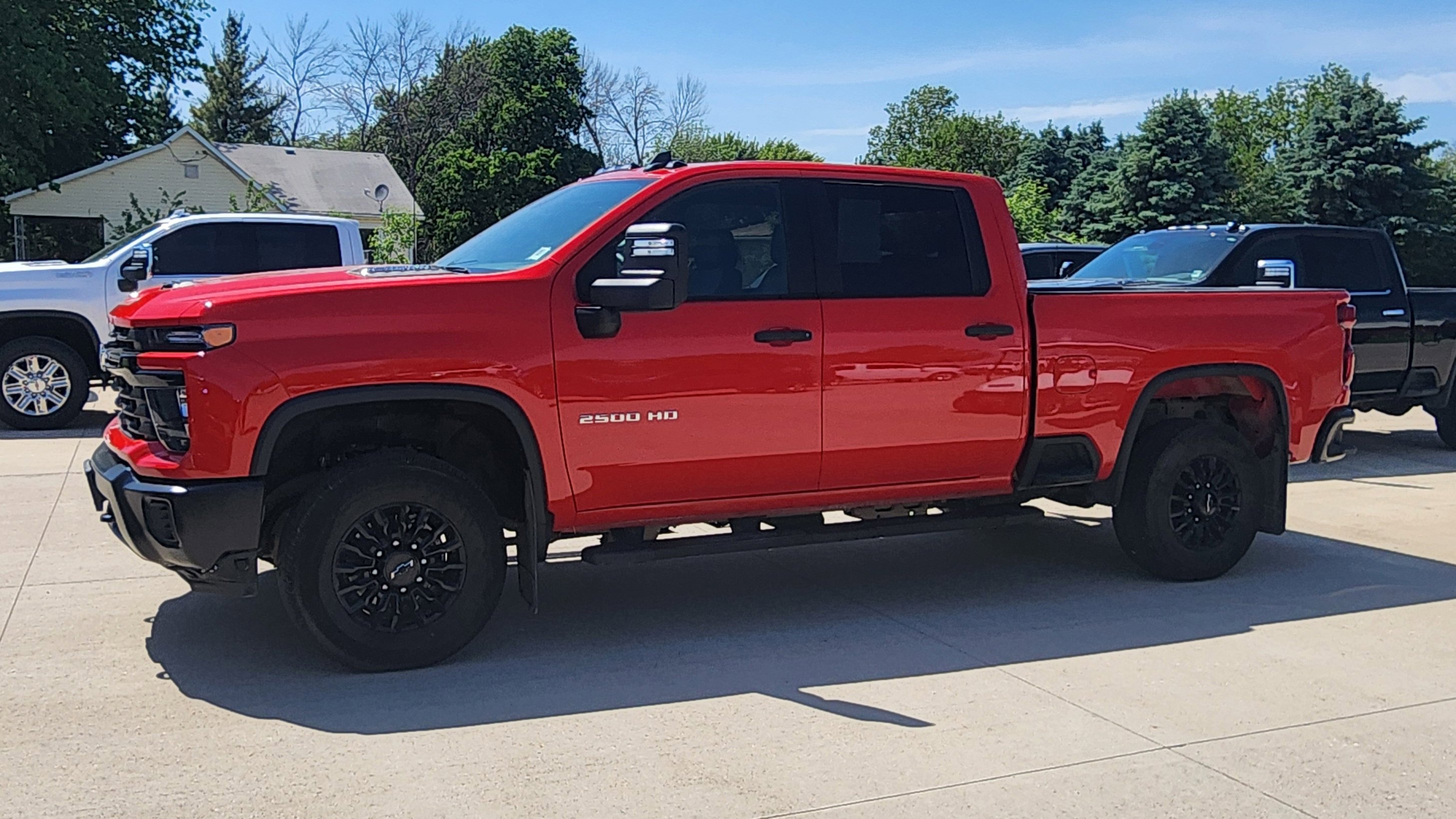 Used 2025 Chevrolet Silverado 2500 W/T AWD/4WD image 9