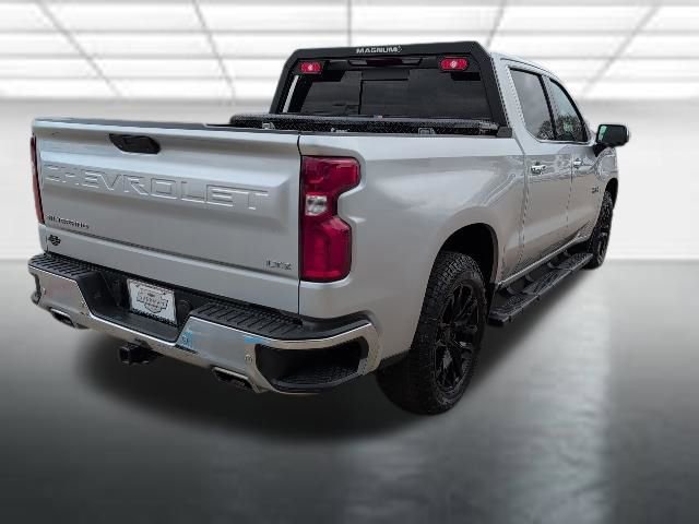 Used 2021 Chevrolet Silverado 1500 LTZ image 32
