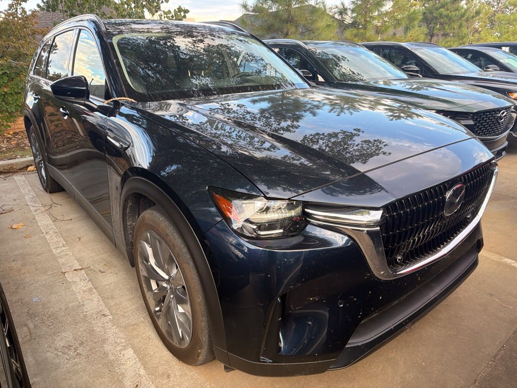 Used 2026 MAZDA CX-90 Plug-In Hybrid w/ Preferred AWD/4WD image 2
