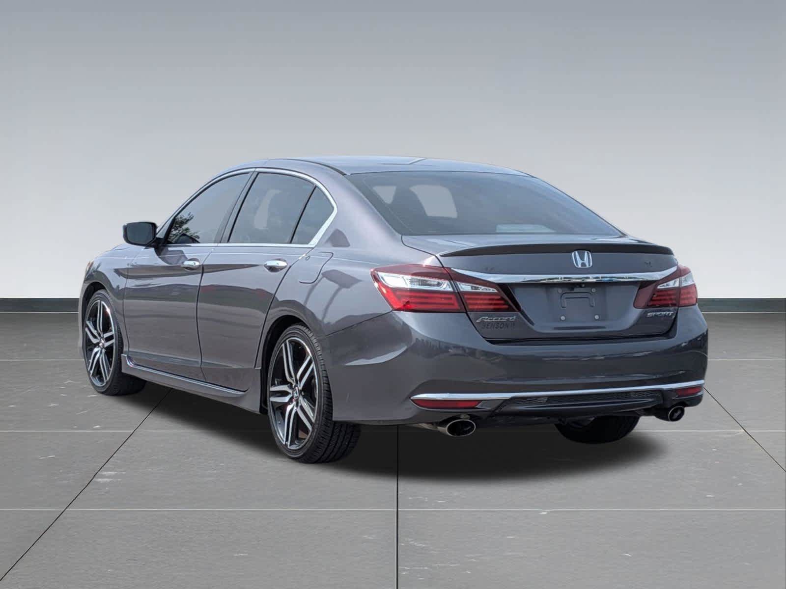 Used 2016 Honda Accord Sport image 3
