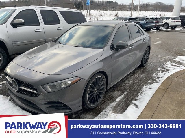 Used 2022 Mercedes-Benz A 220 image 1