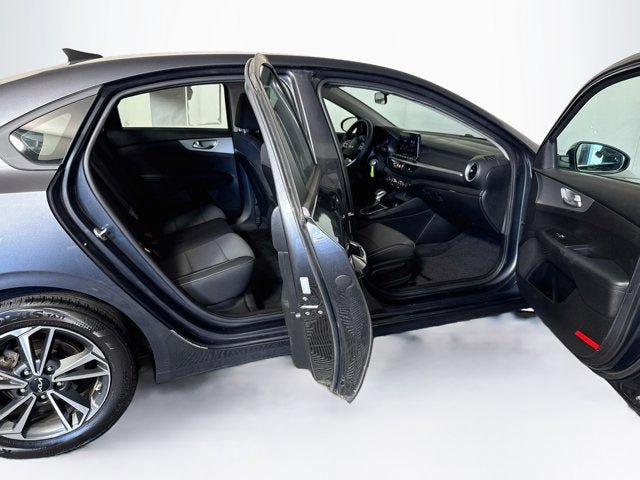Certified 2023 Kia Forte LXS w/ LXS Technology Package FWD image 30