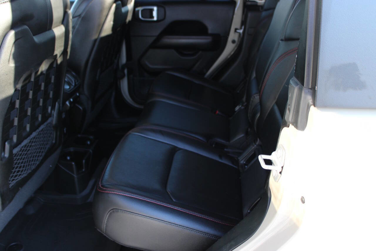 Used 2020 Jeep Gladiator Rubicon image 11