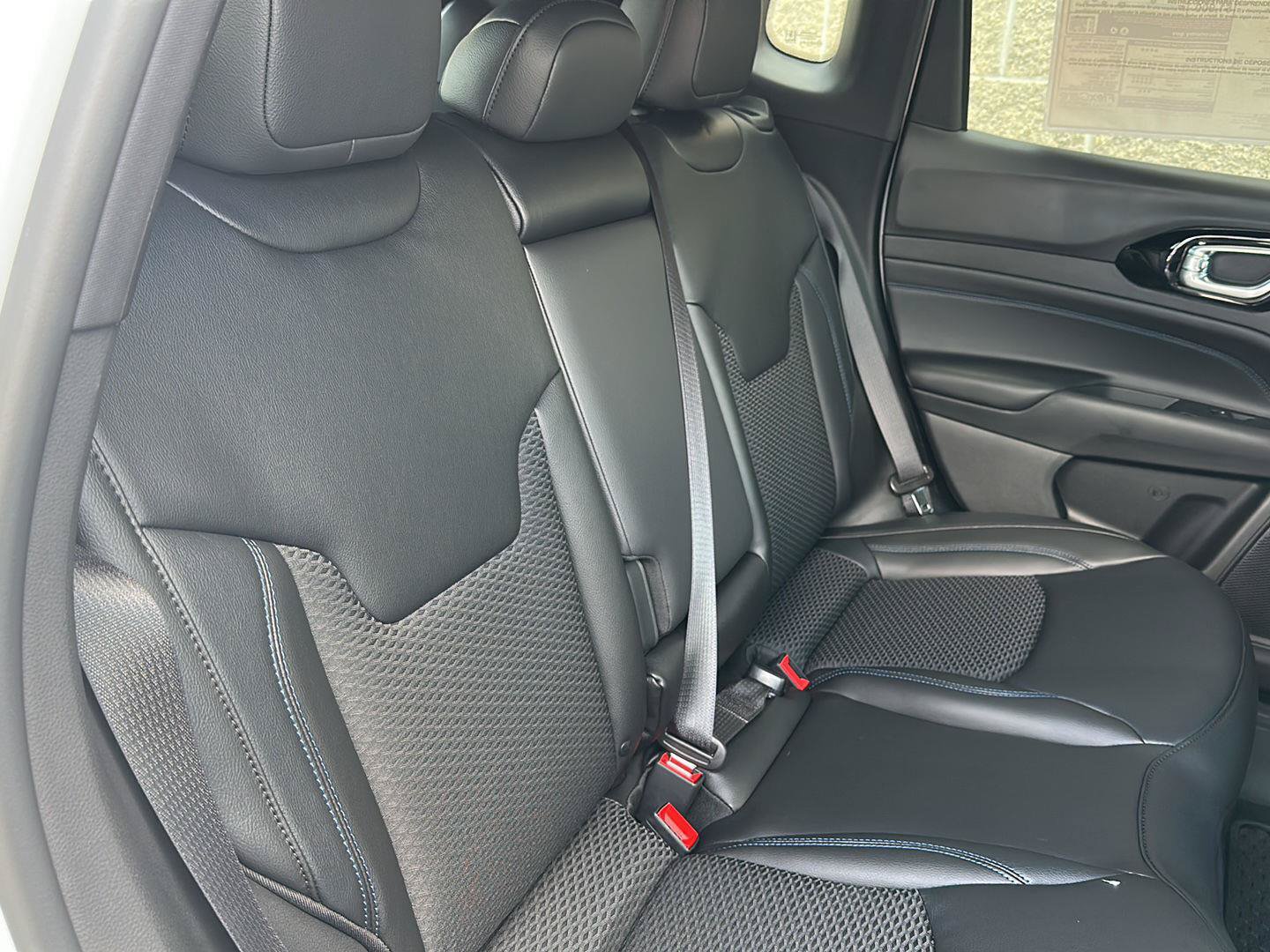 New 2026 Jeep Compass Latitude AWD/4WD image 23