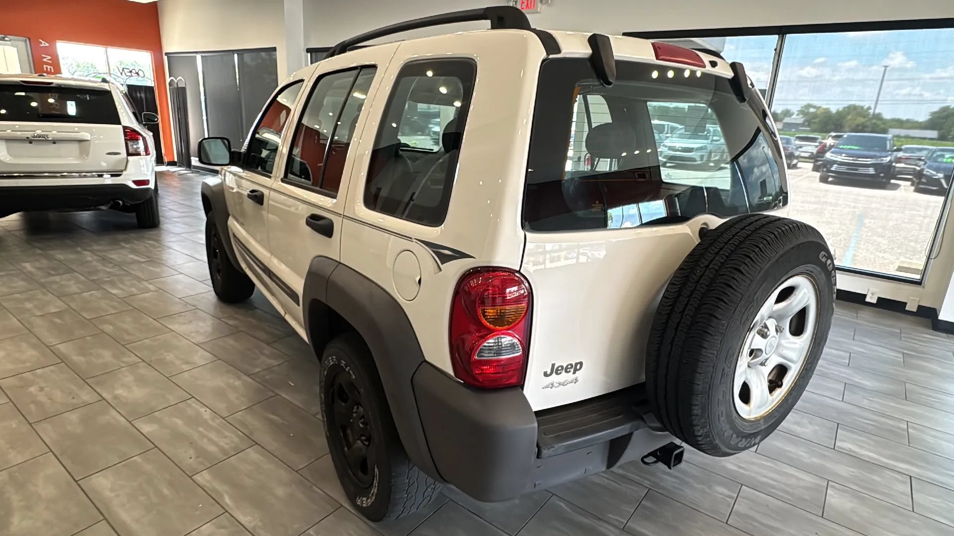 Used 2003 Jeep Liberty Sport AWD/4WD image 8