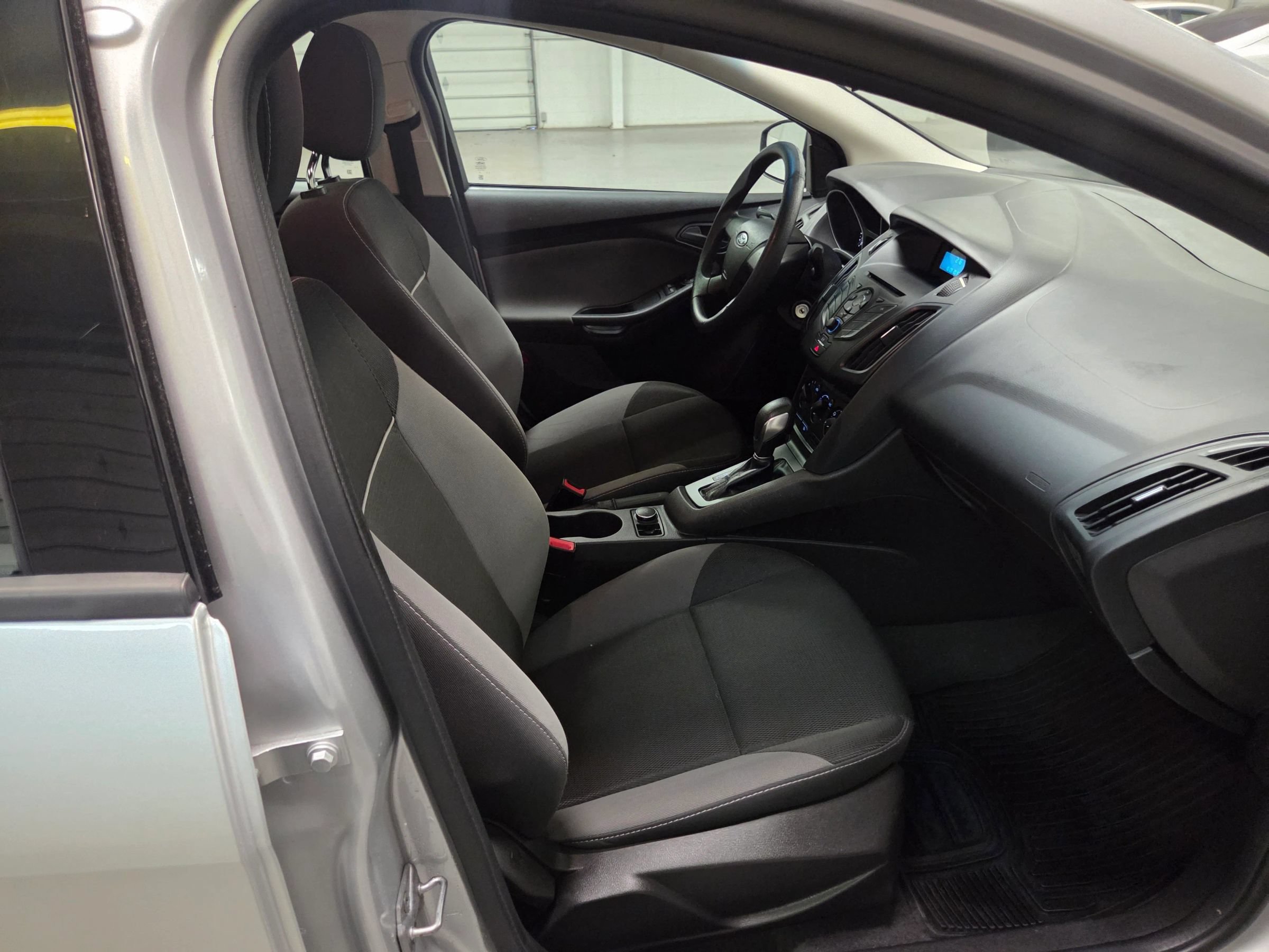 Used 2014 Ford Focus S FWD image 25