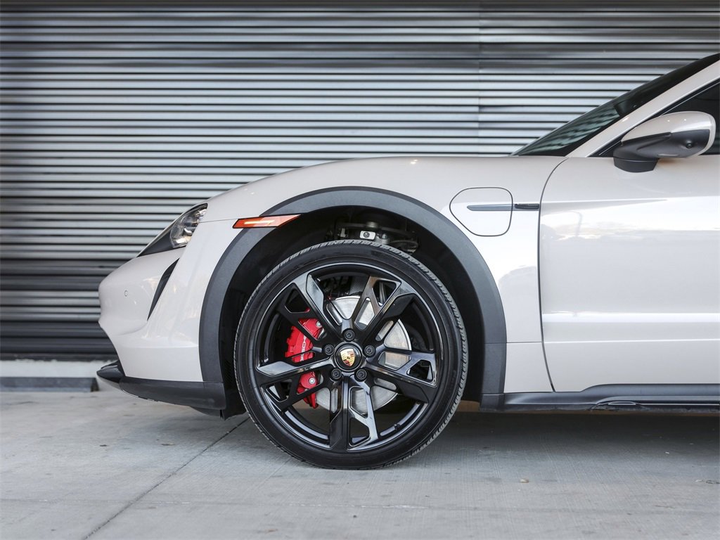 Certified 2024 Porsche Taycan 4S image 12