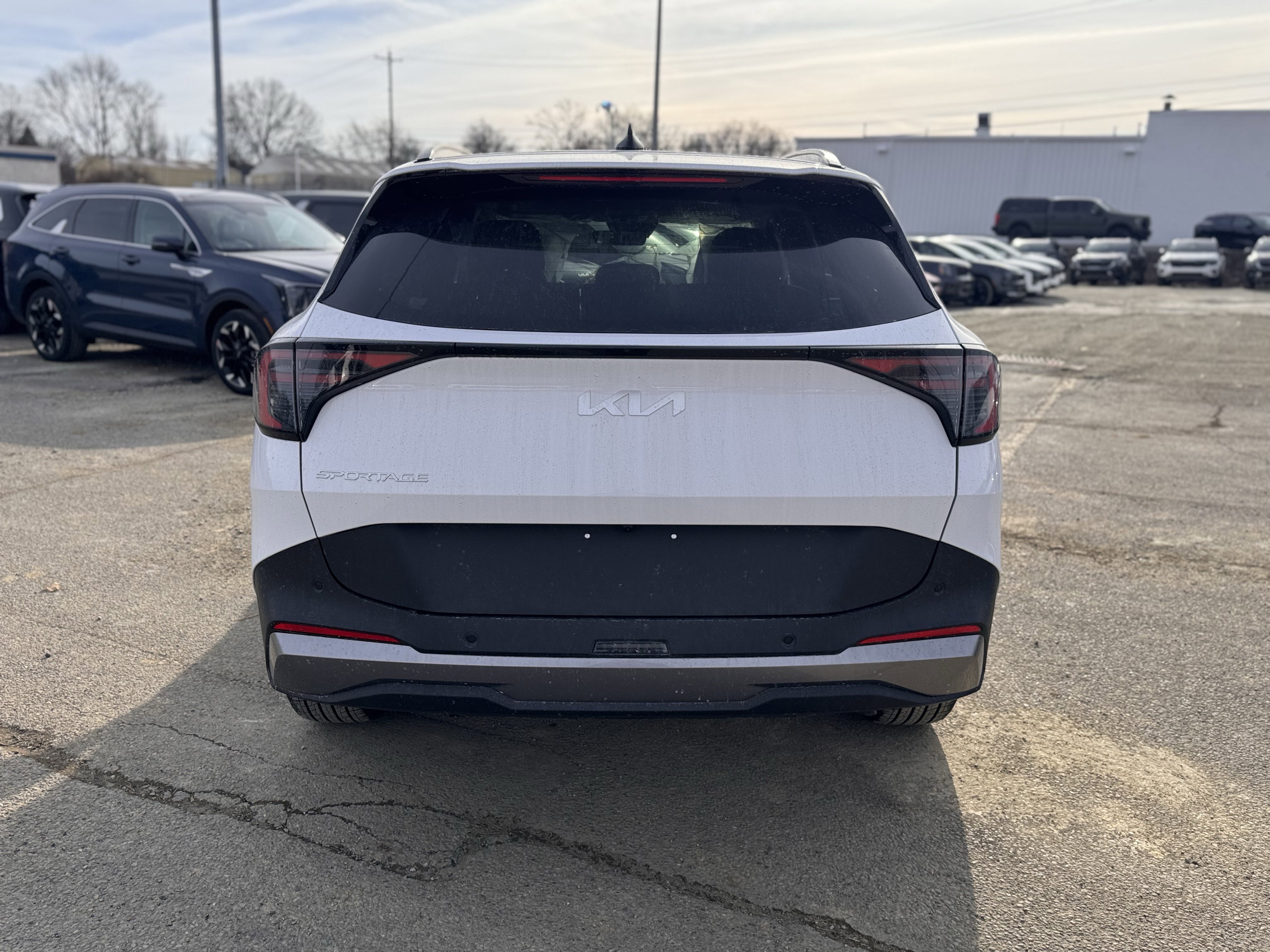 New 2026 Kia Sportage EX w/ EX Panorama Roof Package FWD image 5
