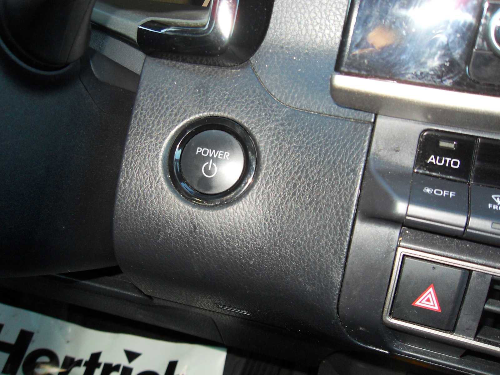 Used 2025 Toyota Camry LE image 36