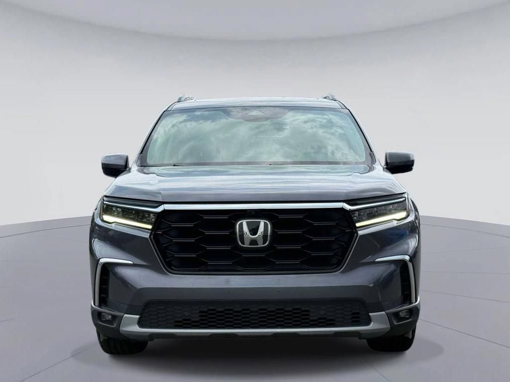 Used 2023 Honda Pilot Elite image 2