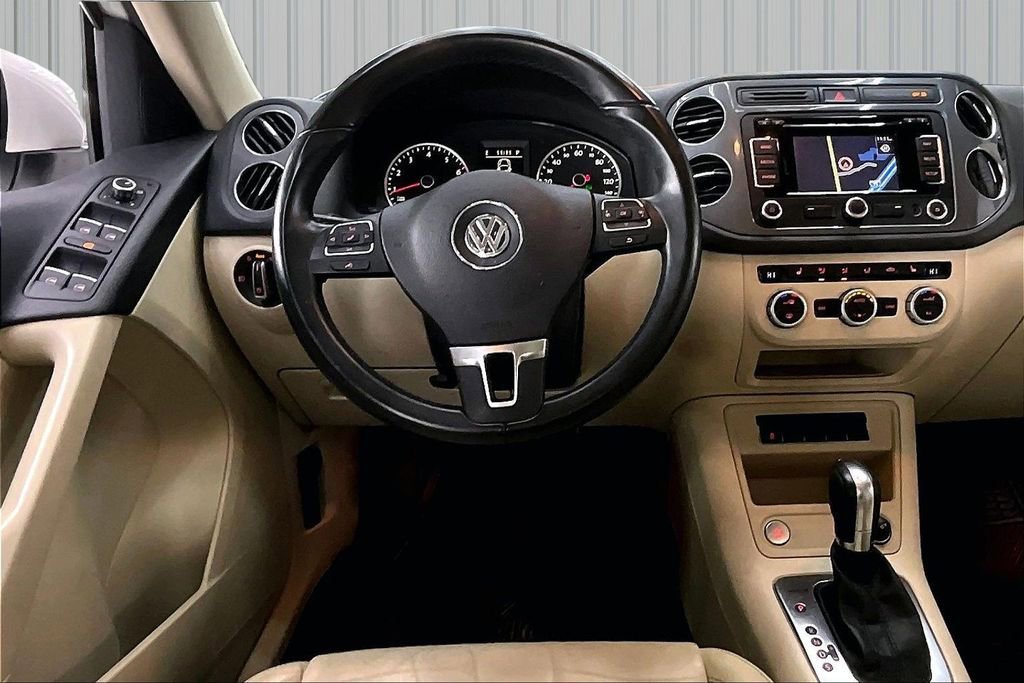 Used 2013 Volkswagen Tiguan SEL image 8