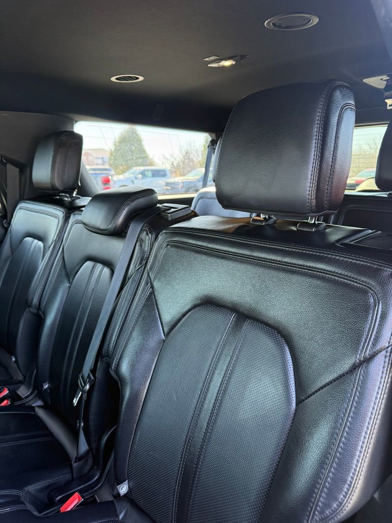 Used 2021 Ford Expedition Max Limited image 21