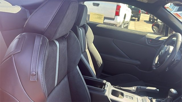 New 2025 Toyota GR86 Premium image 23