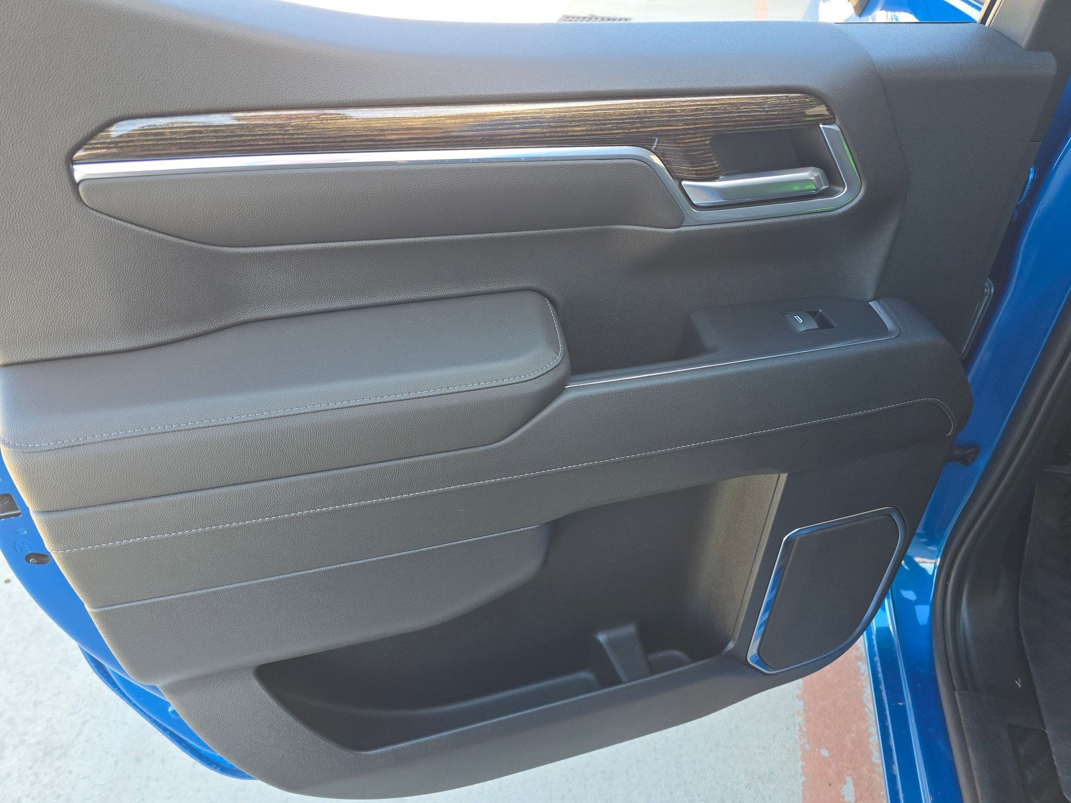 Used 2022 GMC Sierra 1500 Elevation w/ X31 Off-Road Package image 21