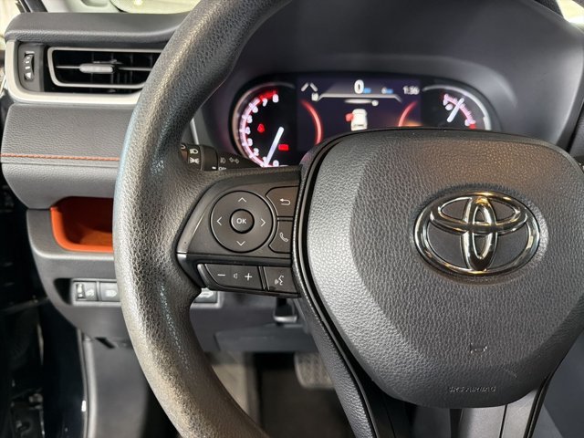 Used 2019 Toyota RAV4 Adventure AWD/4WD image 15
