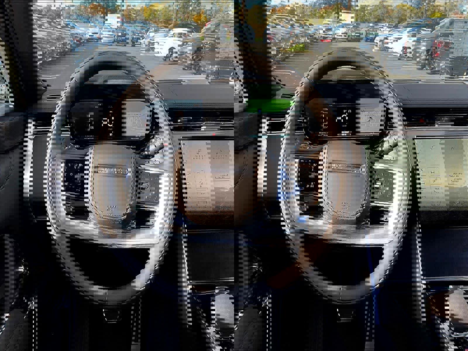 New 2025 Land Rover Range Rover SE image 15