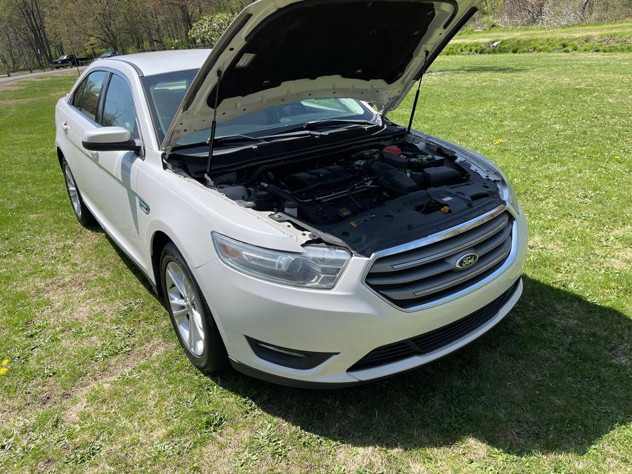 Used 2014 Ford Taurus SEL w/ Equipment Group 201A image 18
