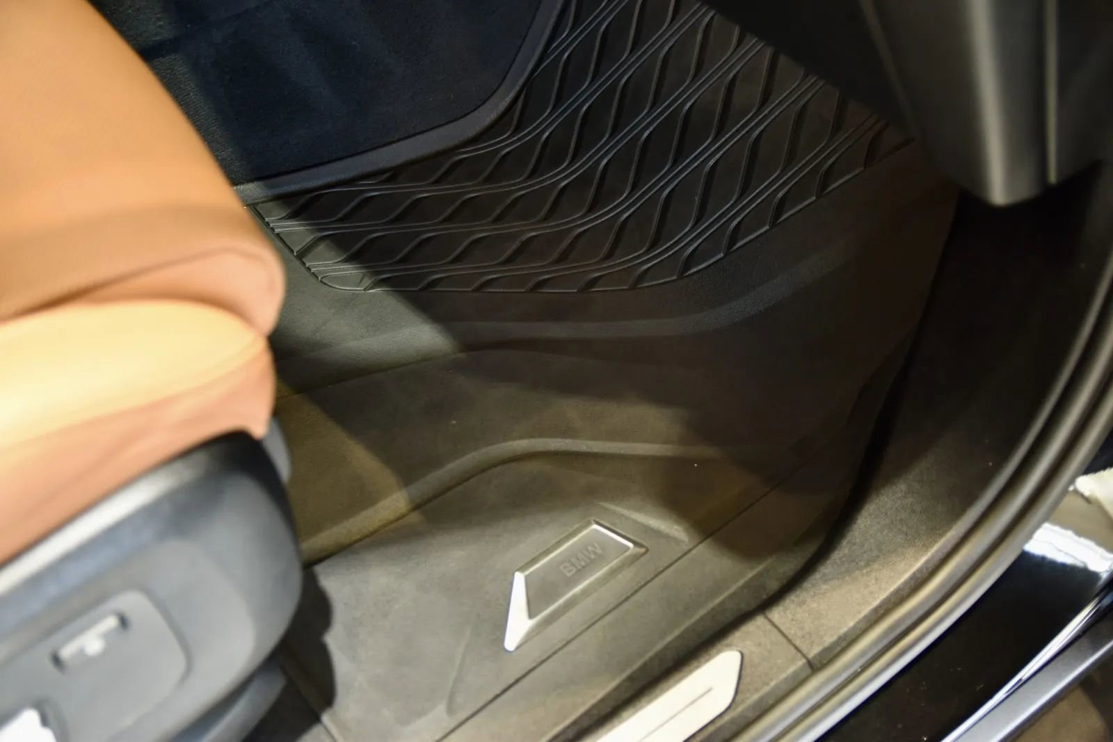 Used 2023 BMW X5 xDrive40i w/ Premium Package image 27