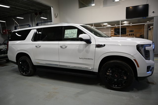 New 2026 GMC Yukon XL Elevation w/ Elevation Premium Package image 4