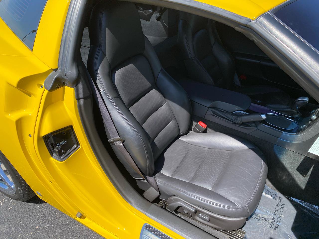 Used 2008 Chevrolet Corvette Coupe w/ Preferred Equipment Group RWD image 17