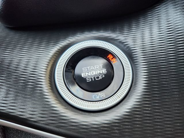 Used 2025 Jeep Grand Cherokee L Altitude RWD image 8