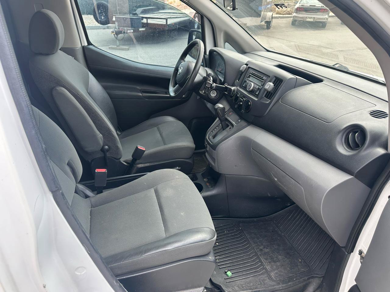 Used 2017 Nissan NV200 S w/ Back Door Glass Package FWD image 7