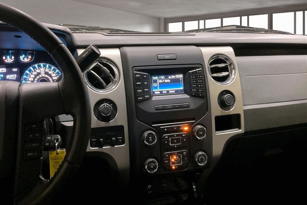 Used 2014 Ford F150 XLT w/ Equipment Group 302A Luxury image 6