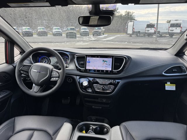 New 2026 Chrysler Pacifica Select image 18