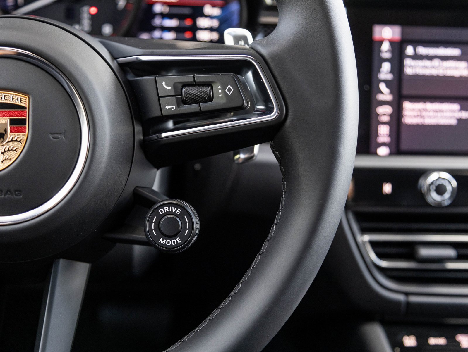 New 2026 Porsche Macan GTS image 16