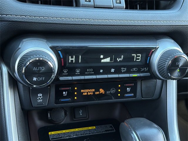 Used 2020 Toyota RAV4 Limited image 27