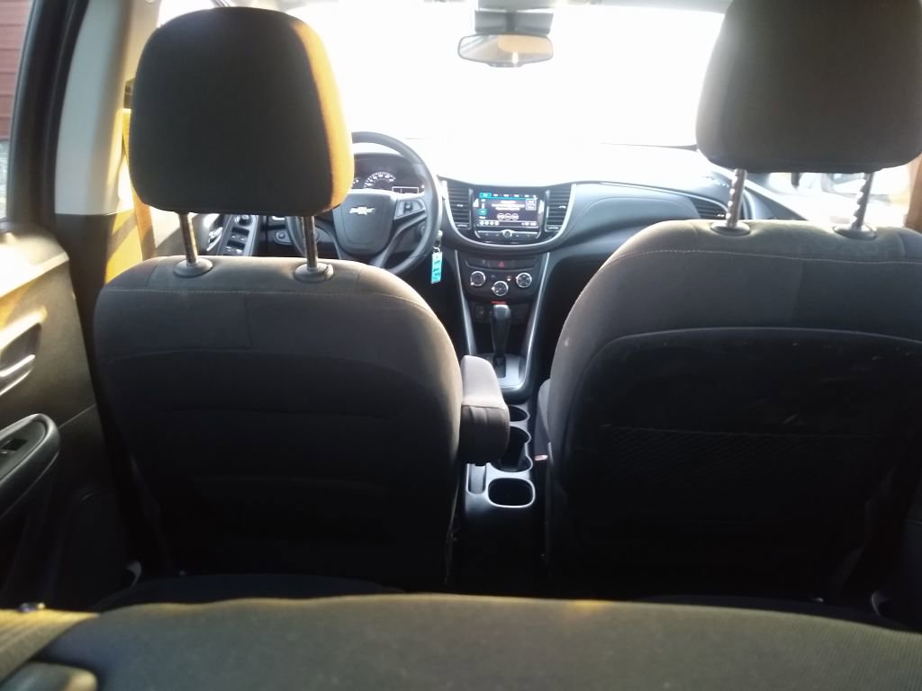 Used 2018 Chevrolet Trax LS image 26