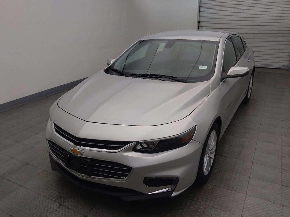 Used 2018 Chevrolet Malibu LT FWD image 15
