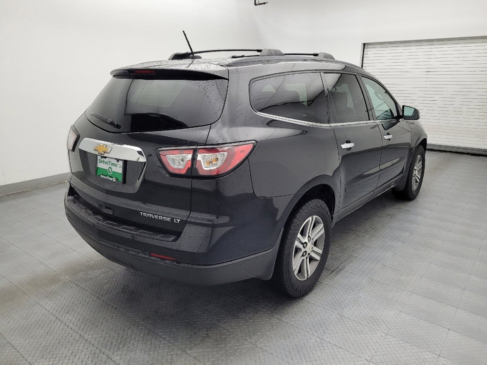Used 2015 Chevrolet Traverse LT w/ LPO, 'HIT The Road' Package AWD/4WD image 9